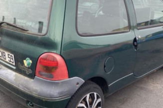 Feu arriere stop central RENAULT TWINGO 1