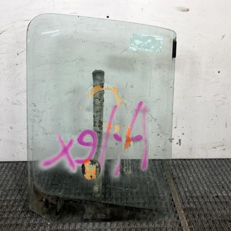 Vitre avant gauche PEUGEOT BOXER 1 Photo n°4