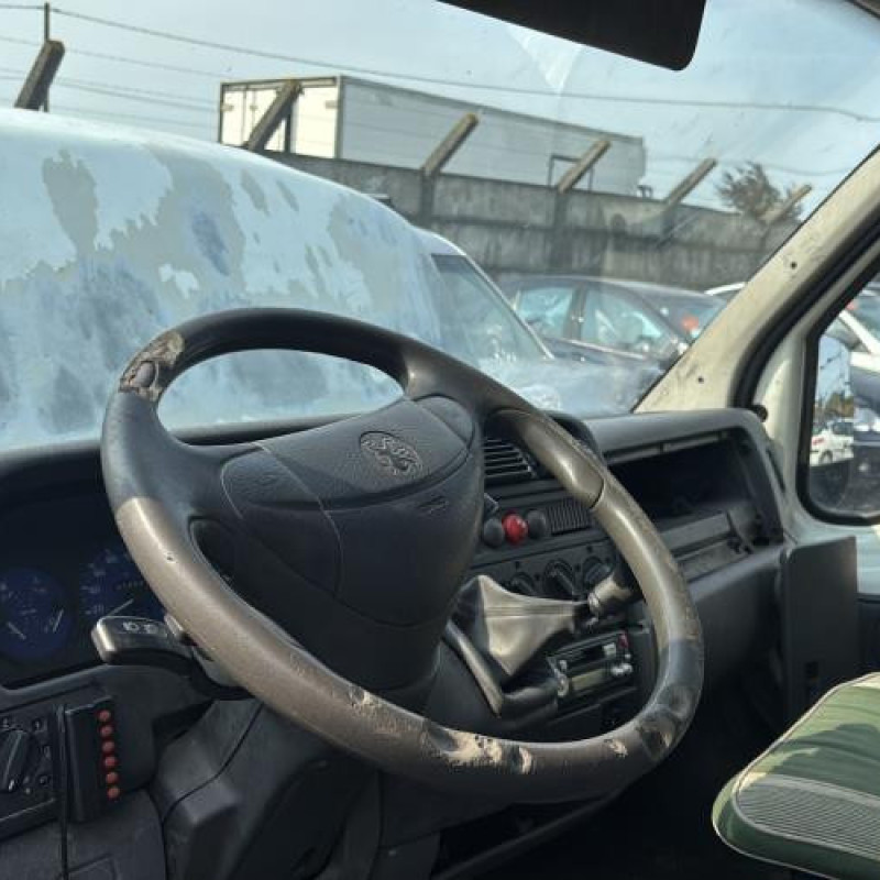 Vitre avant gauche PEUGEOT BOXER 1 Photo n°16