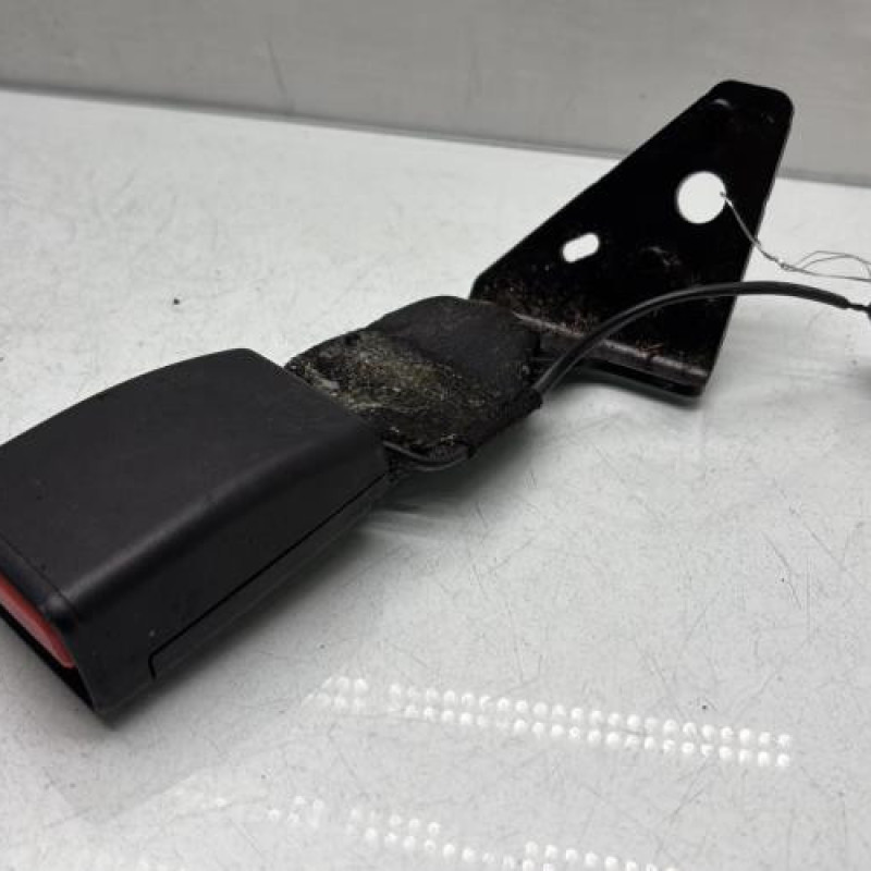 Attache ceinture arriere gauche CITROEN C3 3 Photo n°2