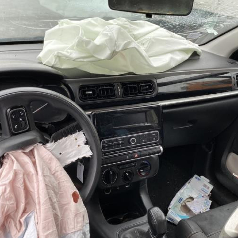 Attache ceinture arriere gauche CITROEN C3 3 Photo n°16