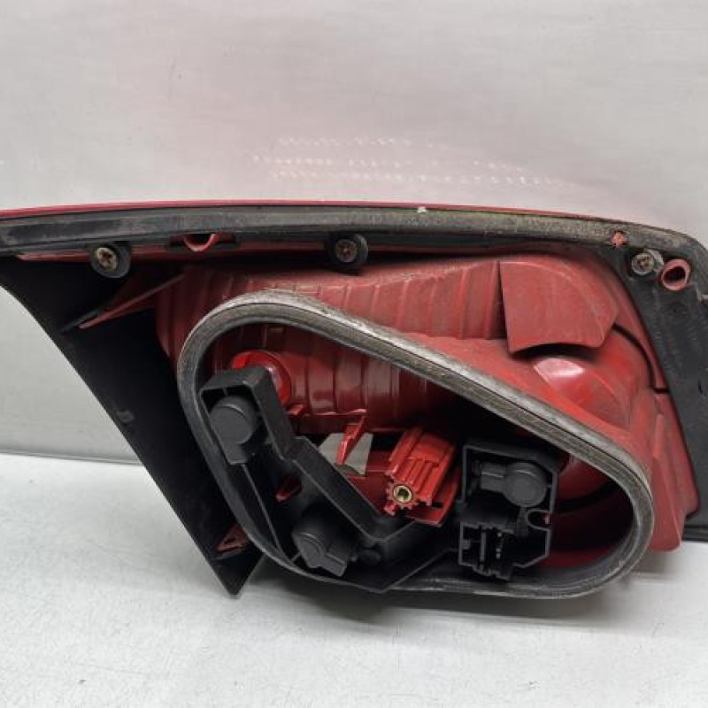 Feu arriere secondaire droit (feux) RENAULT VEL SATIS Photo n°2