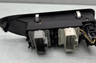 Interrupteur de leve vitre avant gauche RENAULT VEL SATIS