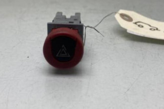 Bouton de warning PEUGEOT PARTNER 1 Photo n°1