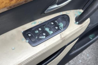 Serrure avant gauche RENAULT VEL SATIS