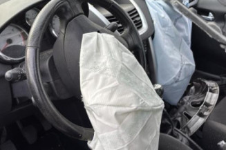 Attache ceinture arriere droit PEUGEOT 207