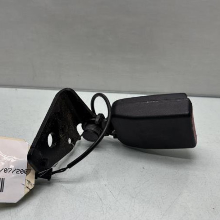 Attache ceinture arriere gauche PEUGEOT 207