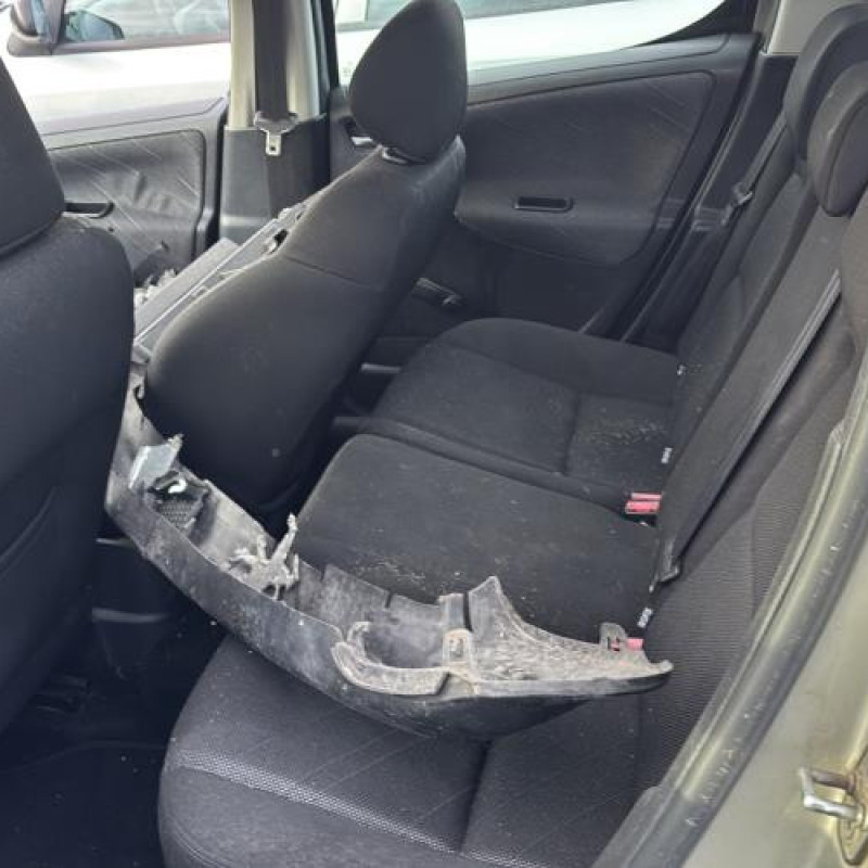 Attache ceinture arriere gauche PEUGEOT 207 Photo n°18