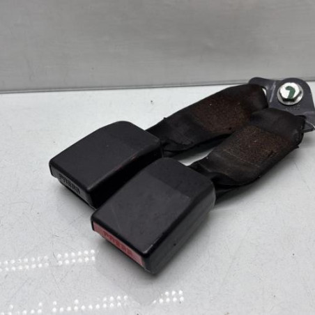 Attache ceinture arriere droit DACIA SANDERO 1