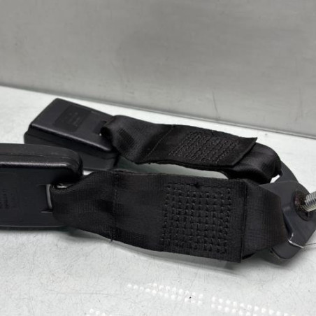 Attache ceinture arriere gauche DACIA SANDERO 1