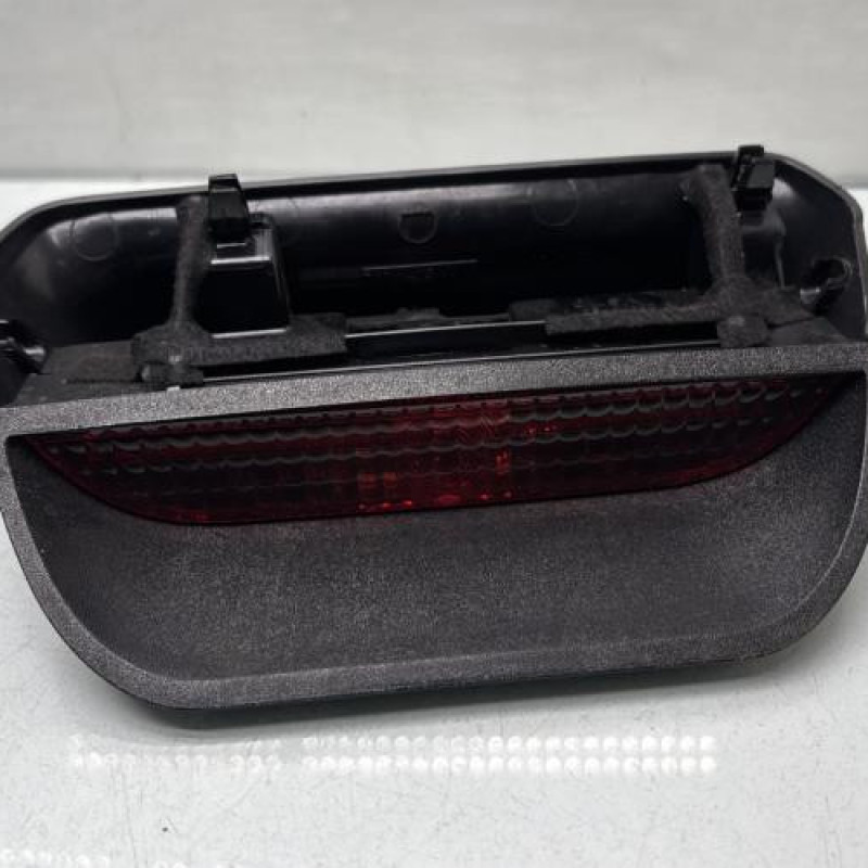 Feu arriere stop central DACIA SANDERO 1 Photo n°1