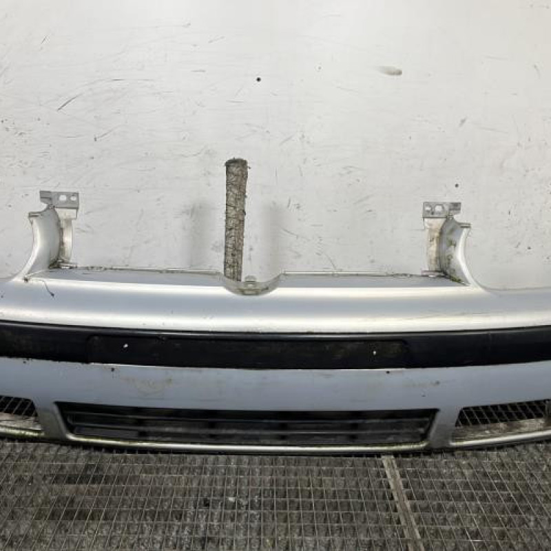 Pare choc avant VOLKSWAGEN GOLF 4 Photo n°1