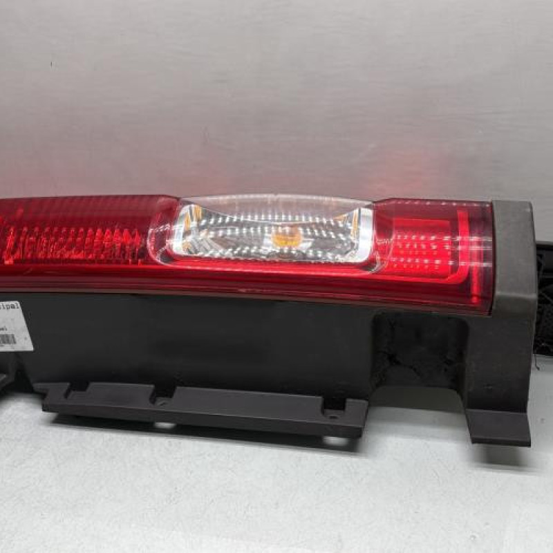 Feu arriere principal droit (feux) RENAULT TRAFIC 2 Photo n°1