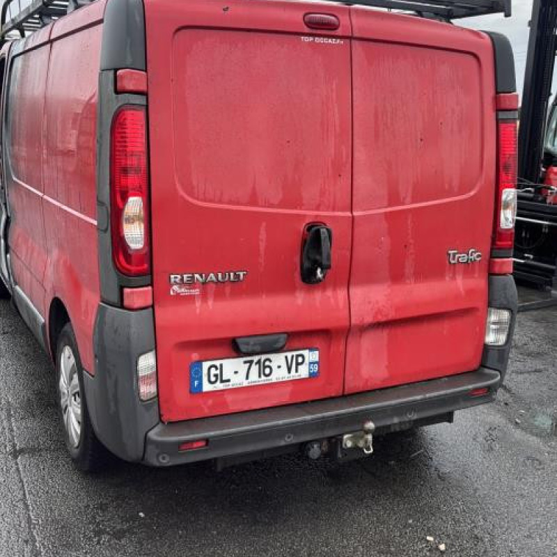 Feu arriere principal droit (feux) RENAULT TRAFIC 2 Photo n°10