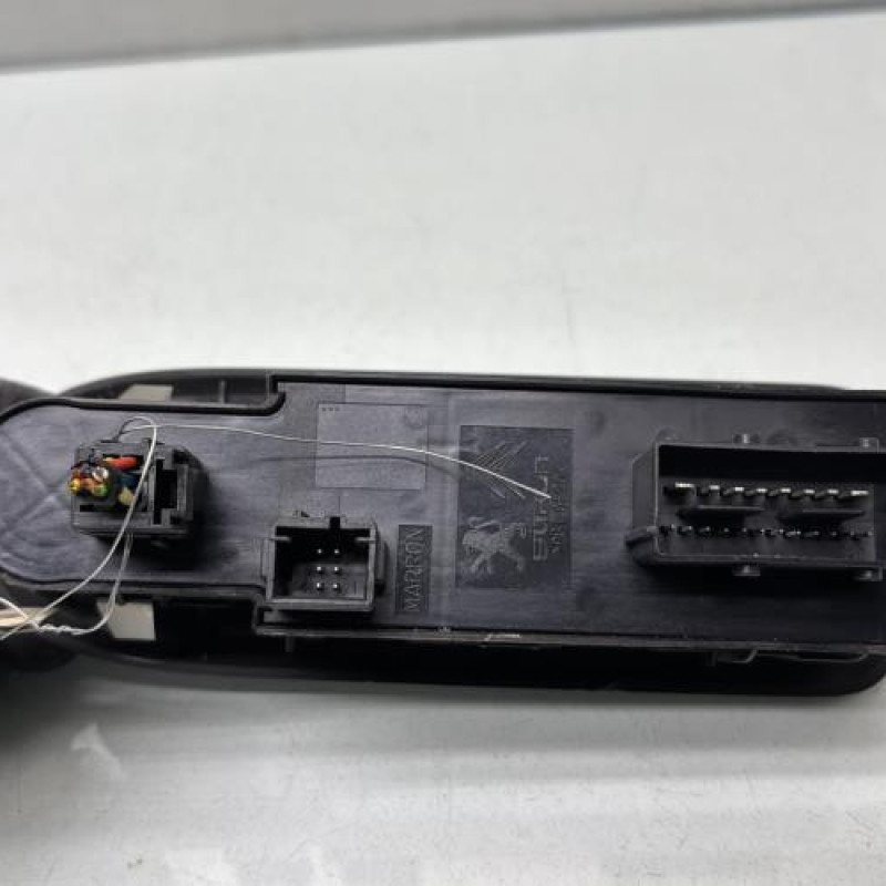 Interrupteur de leve vitre avant gauche CITROEN C5 2 Photo n°3