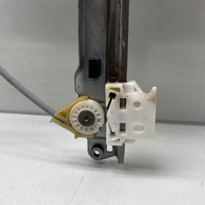 Leve vitre electrique avant gauche CITROEN C5 2 Photo n°2