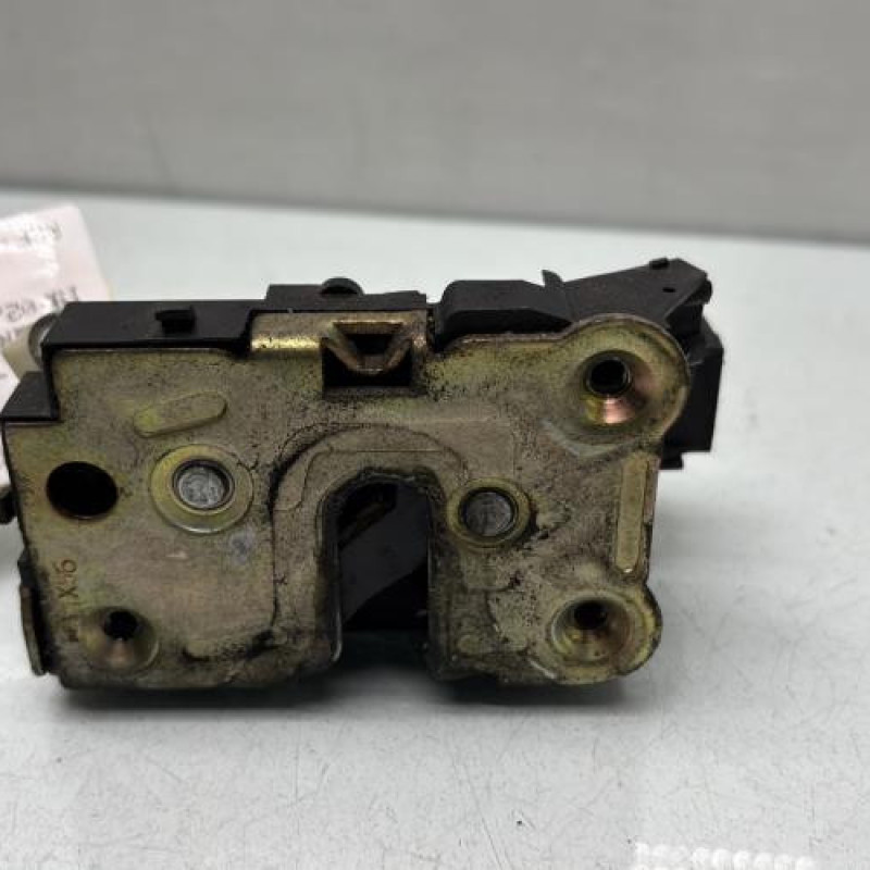 Serrure avant droit RENAULT MASTER 2 Photo n°1