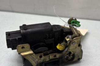 Serrure avant droit RENAULT MASTER 2