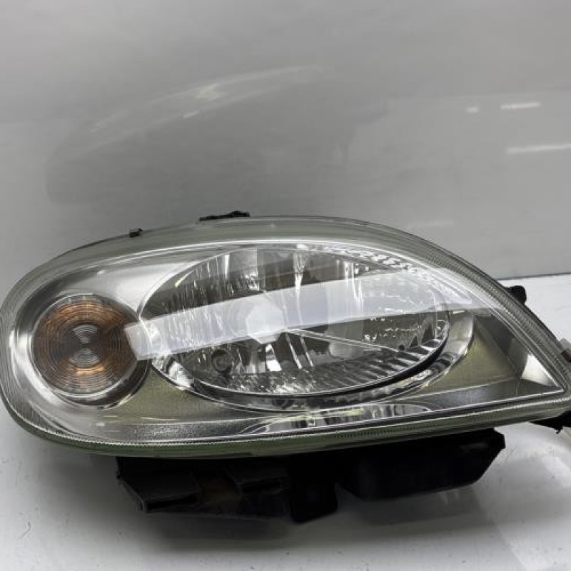 Optique avant principal droit (feux)(phare) CITROEN SAXO Photo n°1