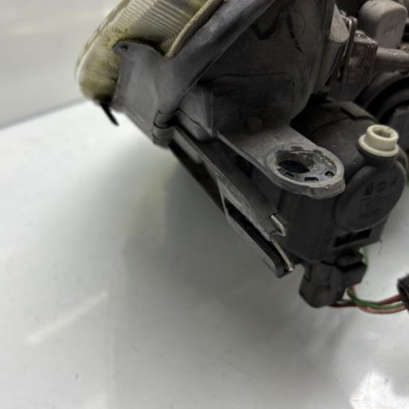 Optique avant principal gauche (feux)(phare) PEUGEOT 206 Photo n°3