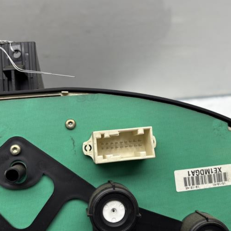 Compteur PEUGEOT 206 Photo n°5