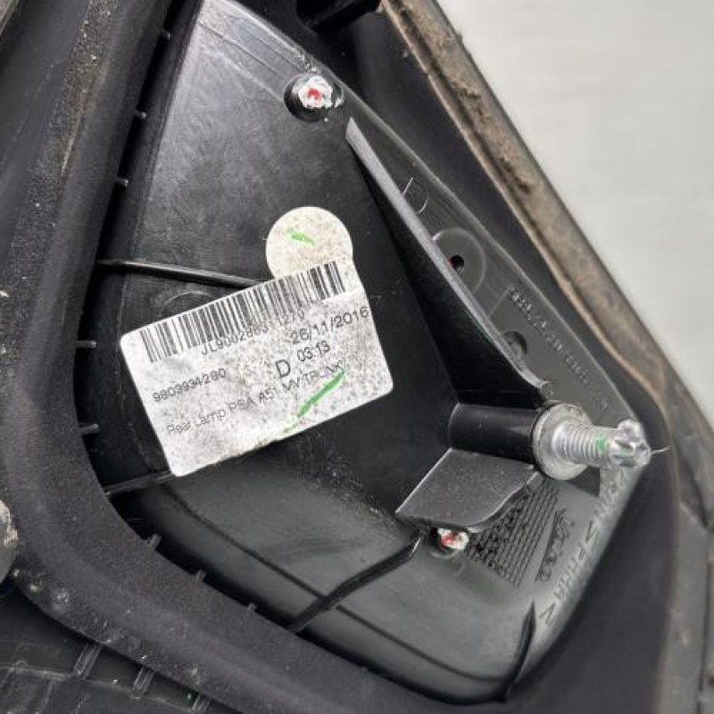 Feu arriere secondaire droit (feux) CITROEN C3 2 Photo n°3