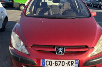 Pare boue avant gauche PEUGEOT 307