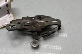 Fermeture de capot PEUGEOT 2008 1