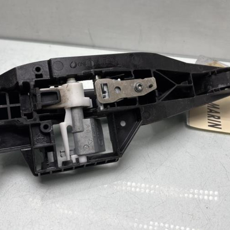 Poignee porte arriere droit PEUGEOT 2008 1 Photo n°3