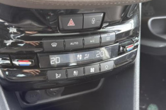 Poignee porte avant droit PEUGEOT 2008 1