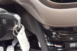 Retroviseur droit PEUGEOT 2008 1