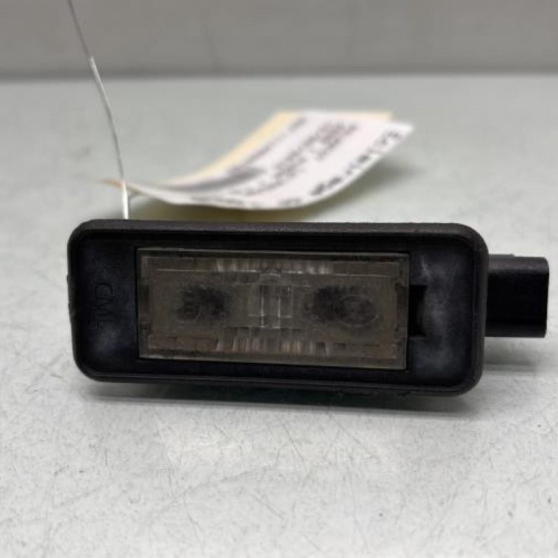 Eclairage de plaque PEUGEOT 2008 1 Photo n°1