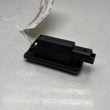 Eclairage de plaque PEUGEOT 2008 1