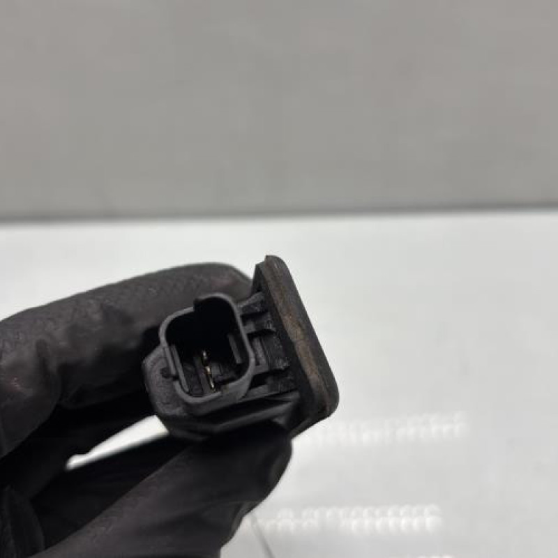 Eclairage de plaque PEUGEOT 2008 1 Photo n°3