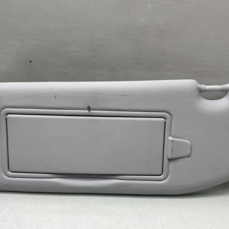 Pare soleil gauche PEUGEOT 2008 1 Photo n°1