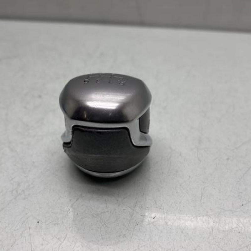 Pommeau de vitesses PEUGEOT 2008 1 Photo n°3