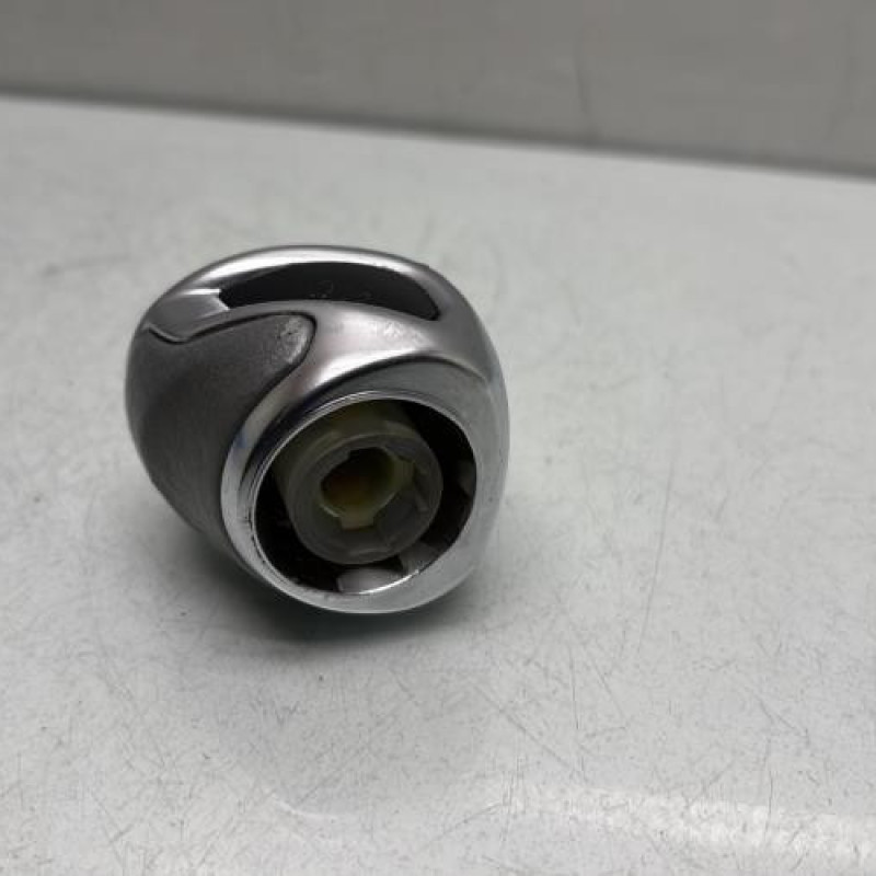 Pommeau de vitesses PEUGEOT 2008 1 Photo n°4