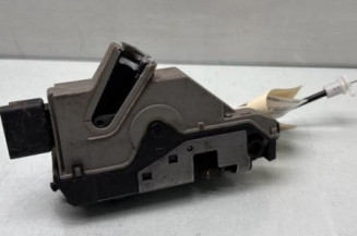 Serrure arriere droit PEUGEOT 2008 1