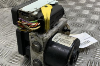 Bloc ABS (freins anti-blocage) CITROEN C2 Photo n°1