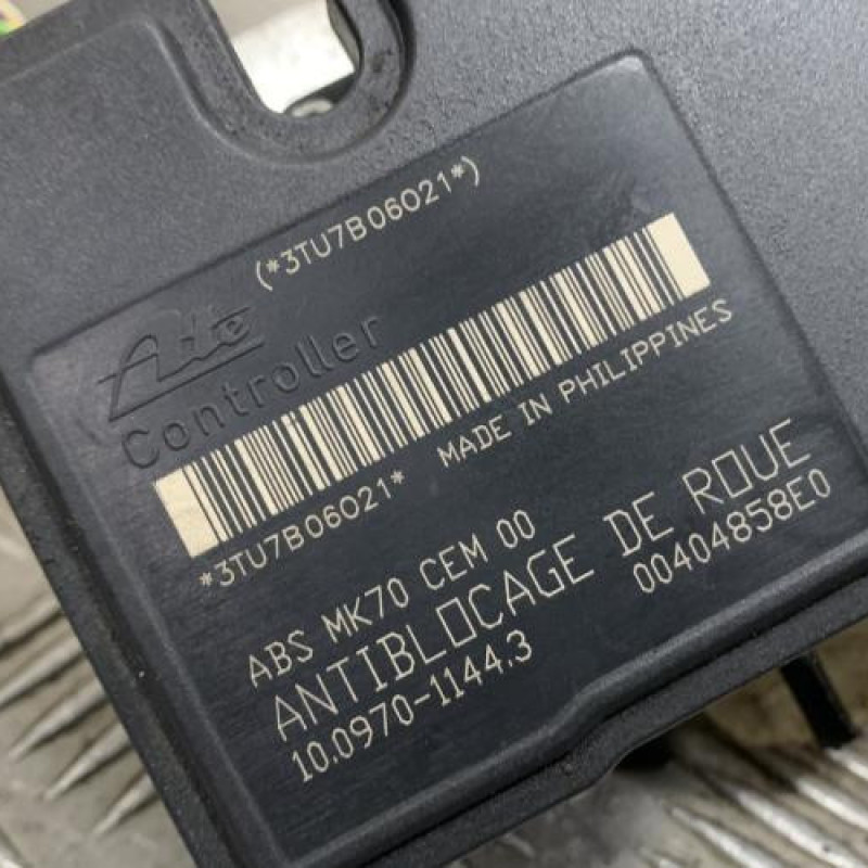 Bloc ABS (freins anti-blocage) CITROEN C2 Photo n°3