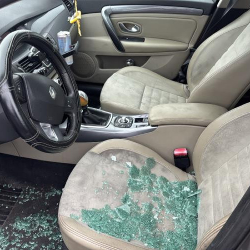 Aile avant droit RENAULT LAGUNA 3 Photo n°15