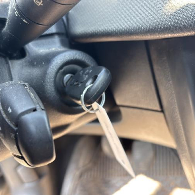 Ceinture arriere gauche PEUGEOT 207 Photo n°20