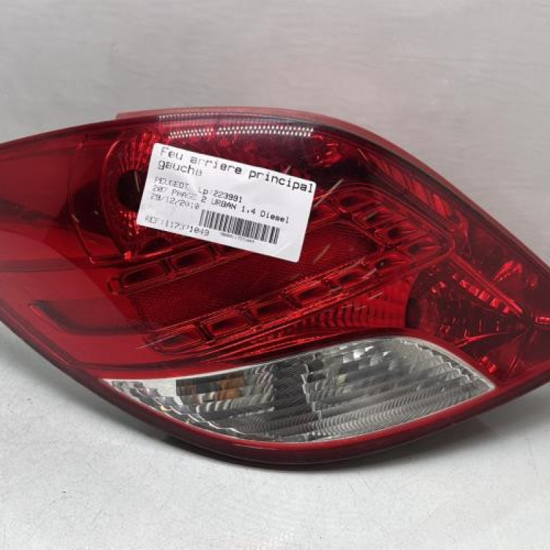 Feu arriere principal gauche (feux) PEUGEOT 207 Photo n°1