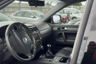 Aile avant droit VOLKSWAGEN TOUAREG 1