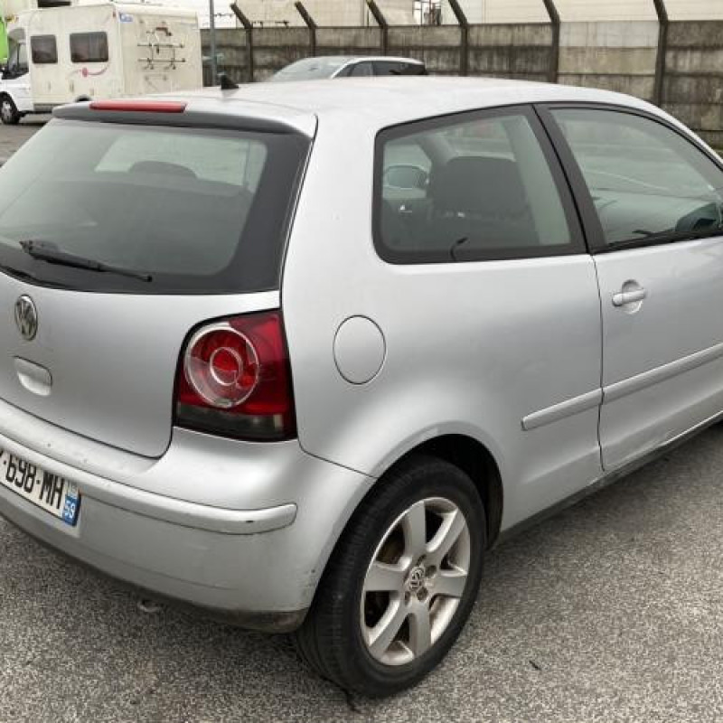 Custode arriere droit VOLKSWAGEN POLO 4 Photo n°7