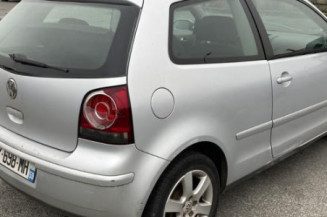 Custode arriere gauche VOLKSWAGEN POLO 4