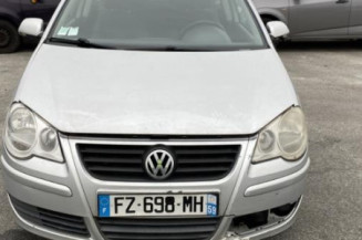 Vitre avant gauche VOLKSWAGEN POLO 4
