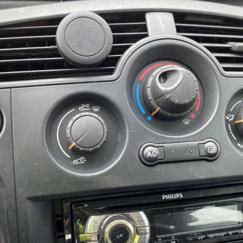 Feu arriere principal gauche (feux) RENAULT SCENIC 2 Photo n°19