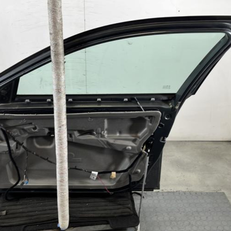 Porte avant droit BMW SERIE 5 E60 Photo n°6
