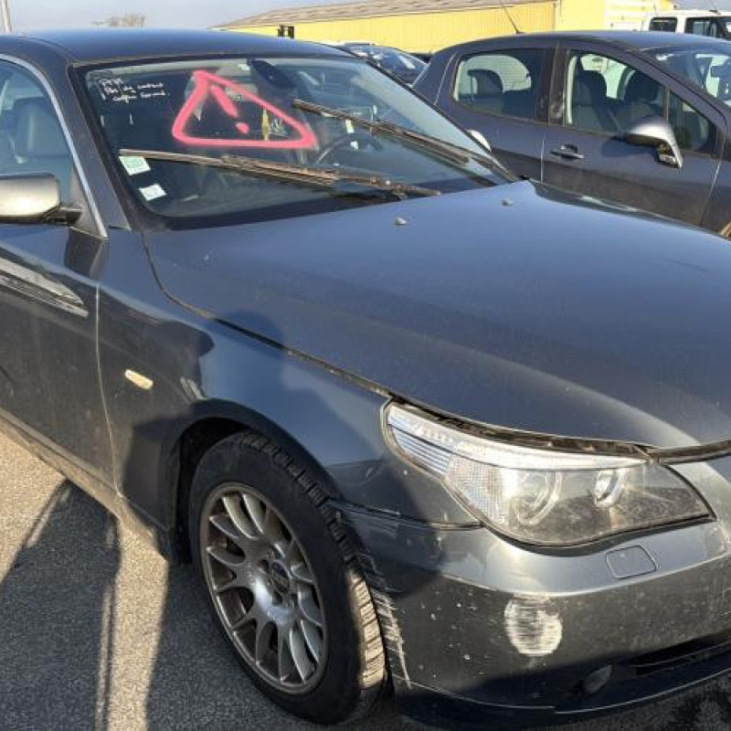 Porte avant droit BMW SERIE 5 E60 Photo n°8